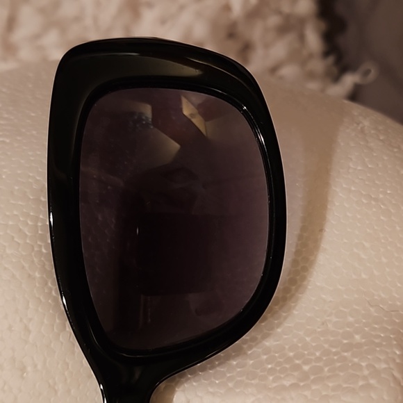 Michael Kors Sunglasses - Picture 4 of 15